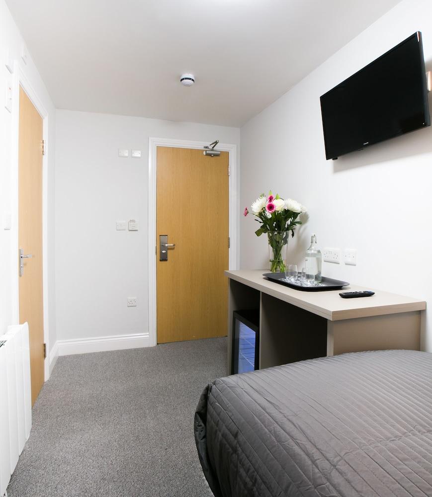 Belvilla Ilford Hill Hotel London Dış mekan fotoğraf