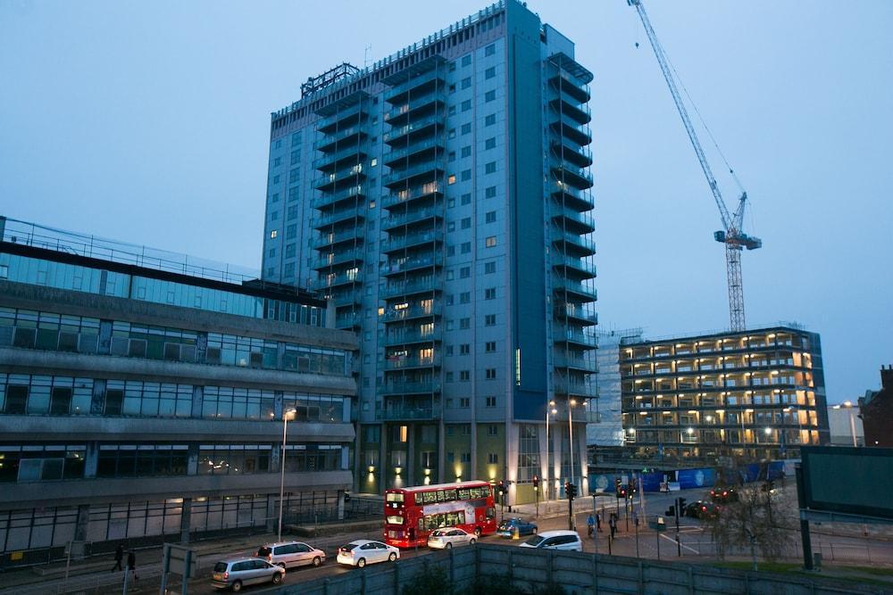 Belvilla Ilford Hill Hotel London Dış mekan fotoğraf